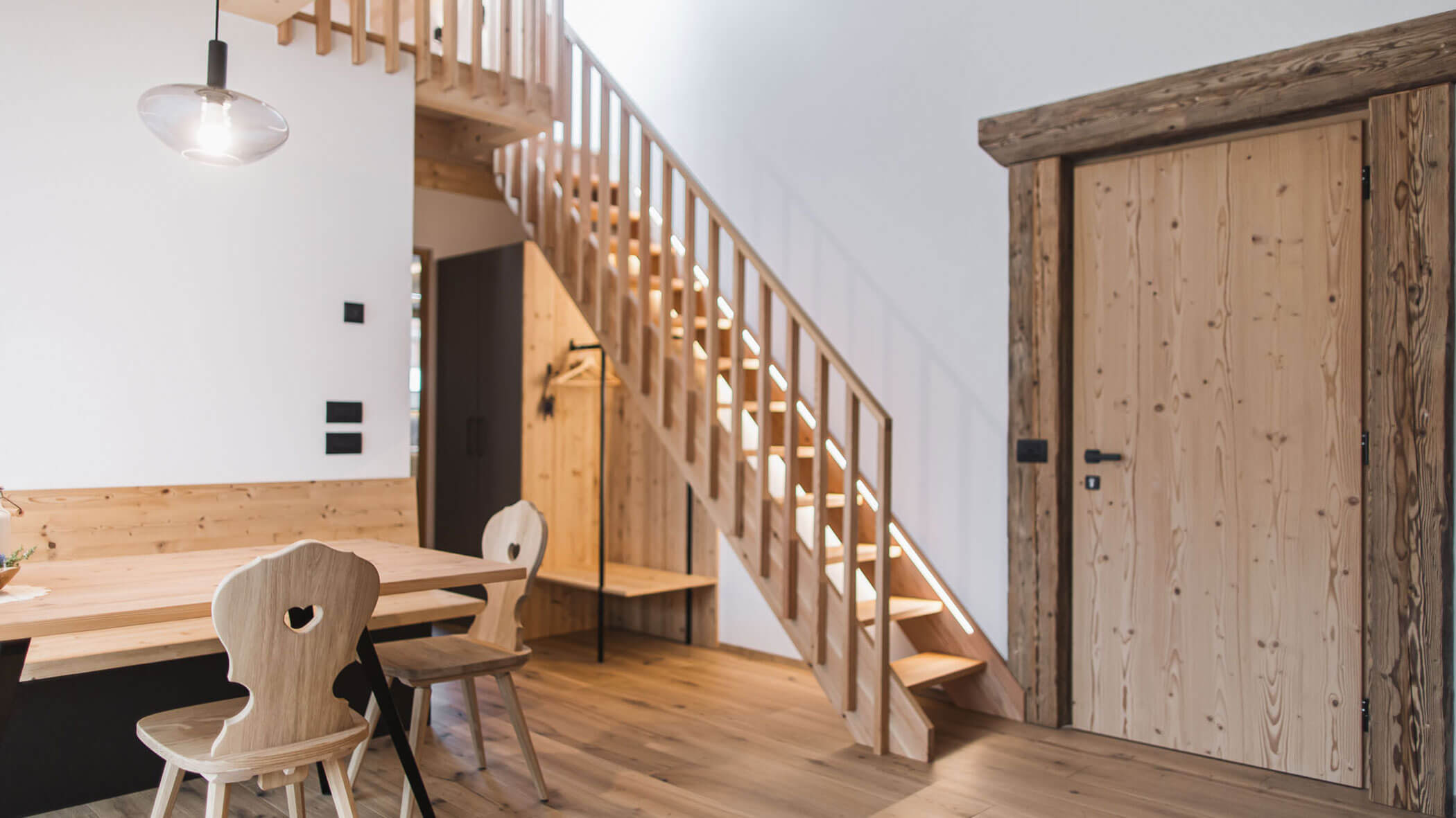 Holiday apartment - entrance area - Obermairhof in Valdaora